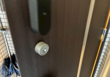 東京都江戸川区　玄関鍵抜きの施工事例画像